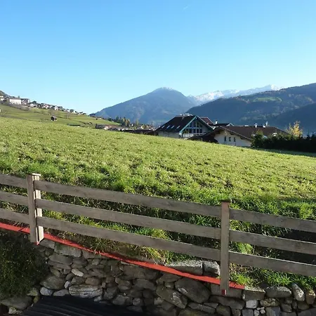 アパート Haus Frueh *